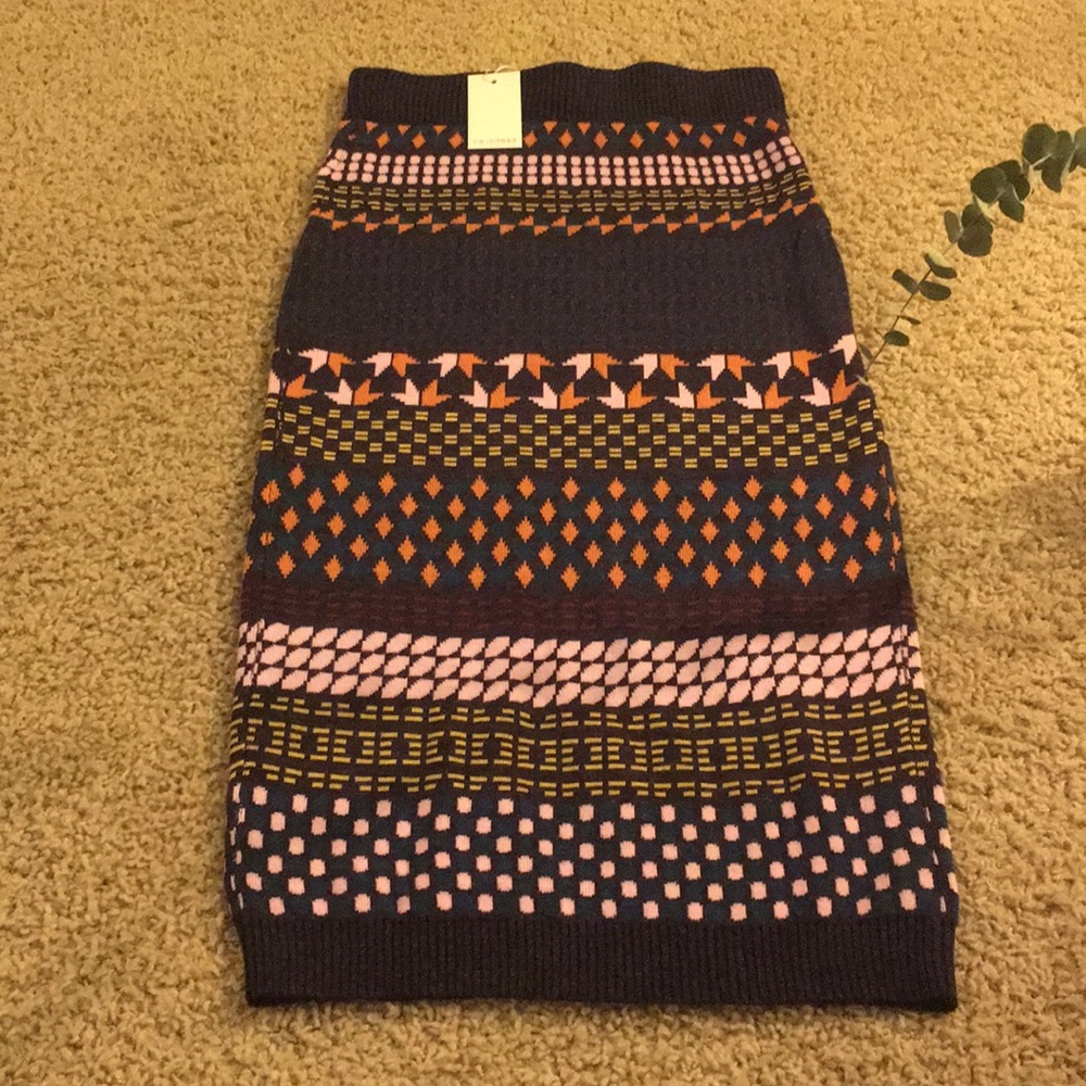 Re: named Size Small Skirt